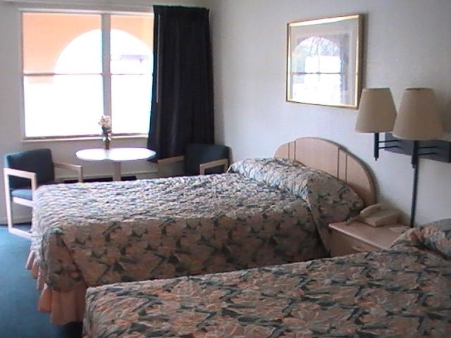 Travel 2* Delaware